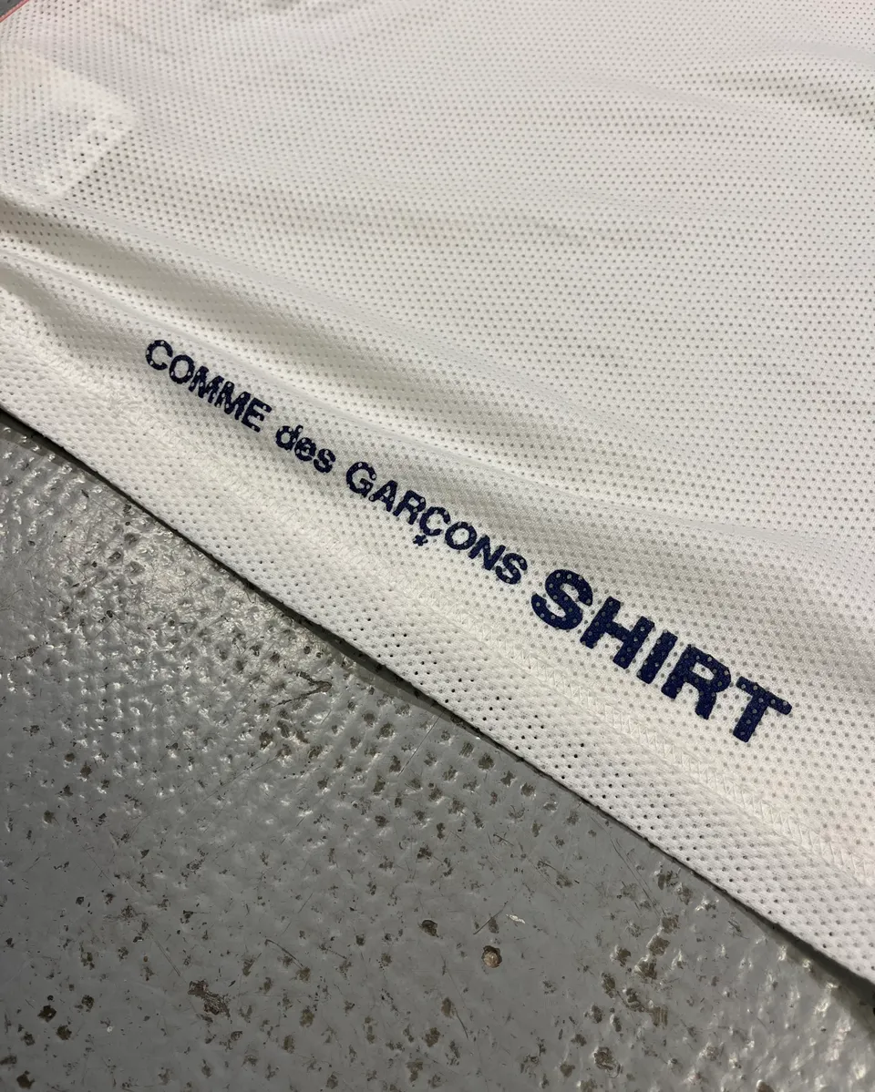 Comme des Garçons Pink Modern 2 Number White Polo - Image 10