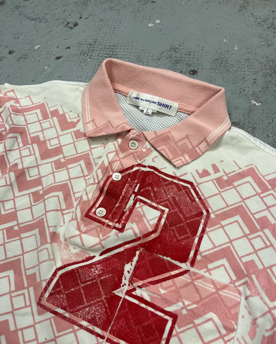 Comme des Garçons Pink Modern 2 Number White Polo - Image 5