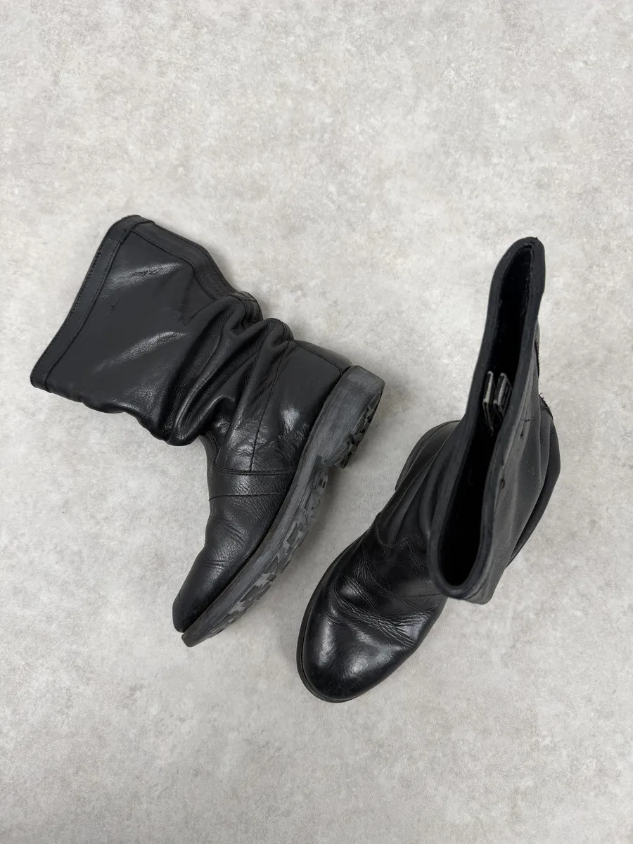 Dirk Bikkembergs Black Leather Minimalist Boots - Image 6
