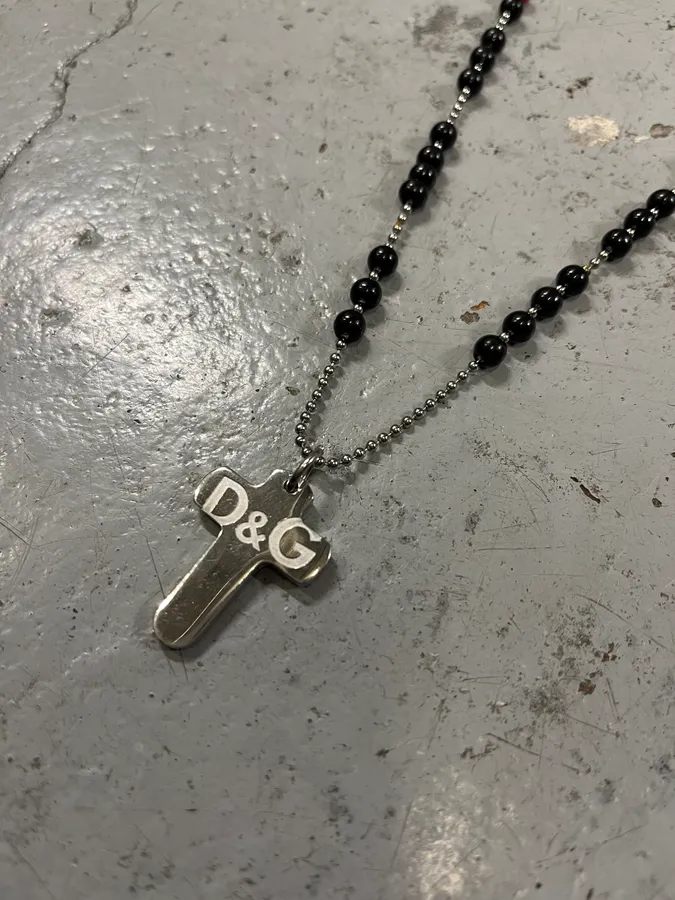 Dolce & Gabbana Black & Red Cross Necklace - Image 3