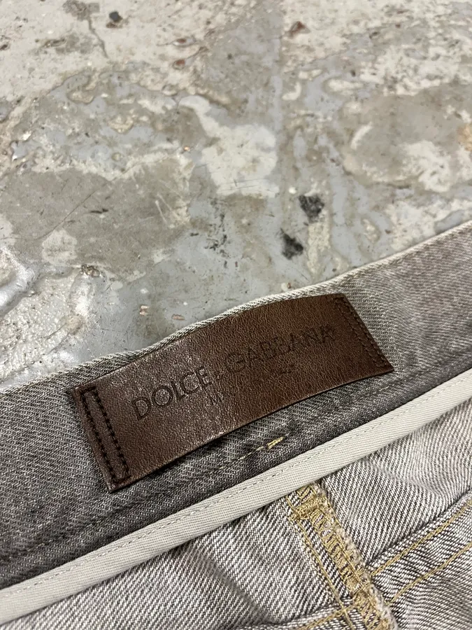 Dolce & Gabbana Grey Distressed Primea Linea Bee Jeans - Image 12