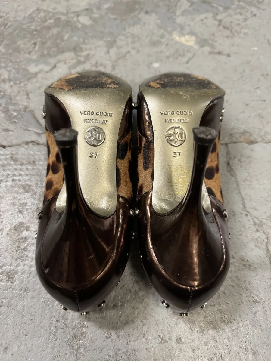 Dolce & Gabbana Leopard Pony Hair Embellished Pumps - Image 9
