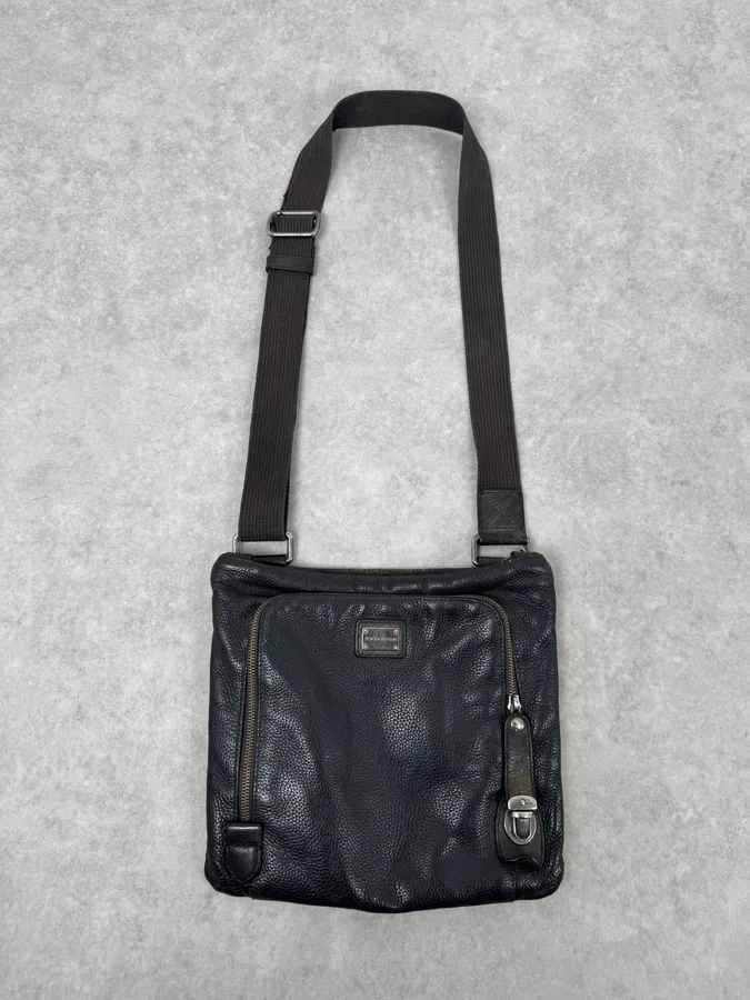 Dolce & Gabbana Lock Black Leather Shoulder Bag