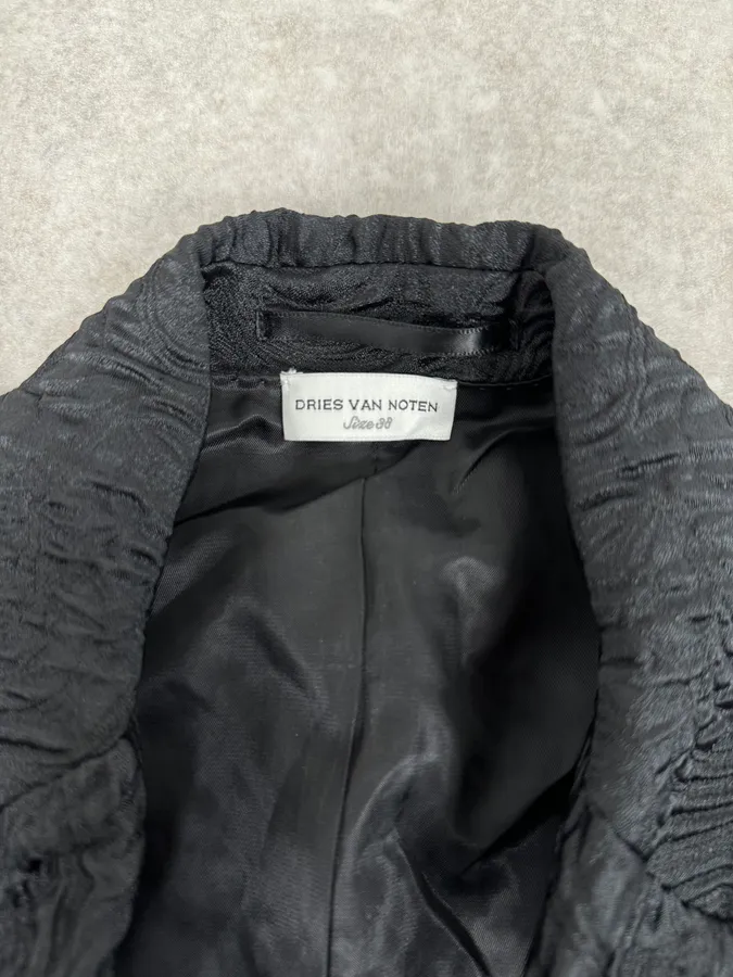 Dries Van Noten Contemporary Plissed Black Blazer Jacket - Image 9