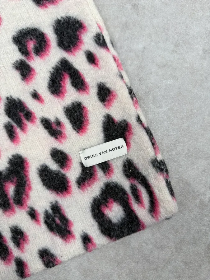 Dries Van Noten Leopard Print White Scarf - Image 5