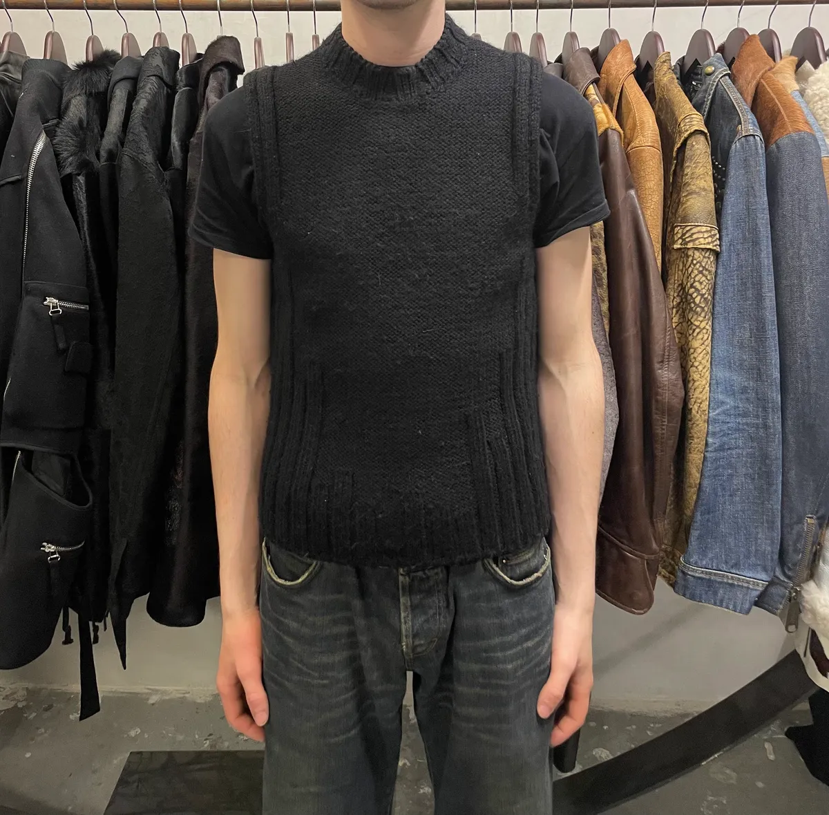 Dsquared2 Black Wool Sleeveless Sweater