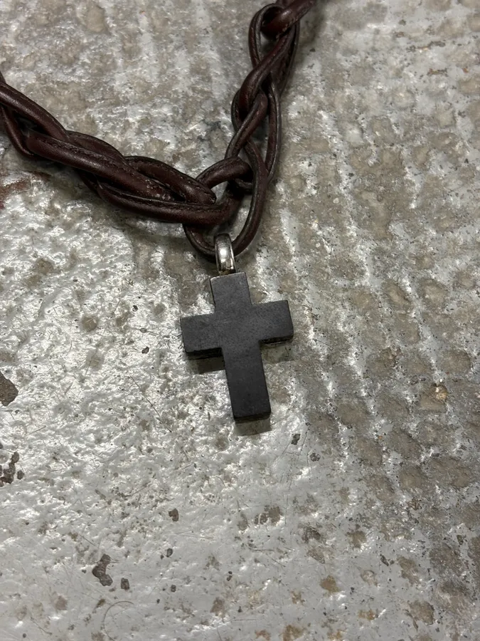 Emporio Armani Leather Chain Cross Necklace - Image 5