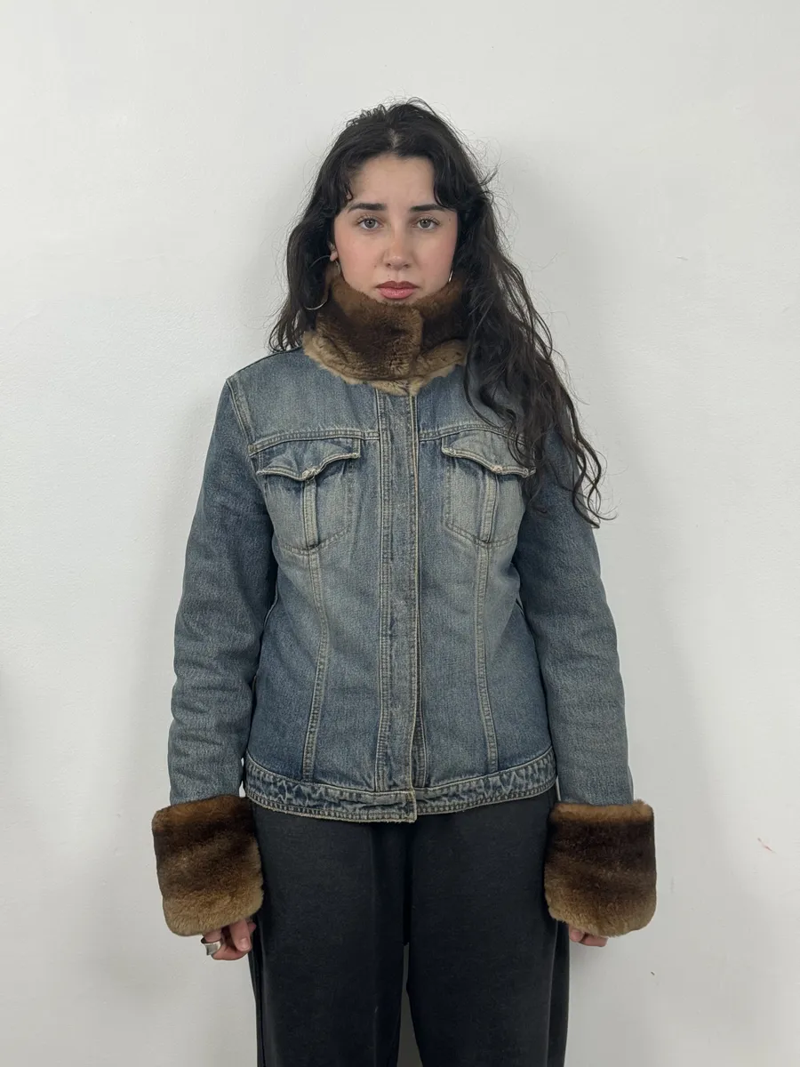 FW1998 Dolce & Gabbana Blue Denim & Fur Jacket - Image 10