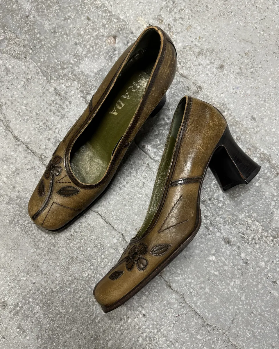 FW1999 Prada Brown Mary Janes Leafes Heels - Image 2