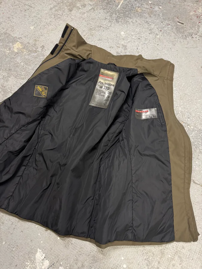 FW1999 Prada Tactical Gore-Tex Belted Khaki Green Jacket - Image 12