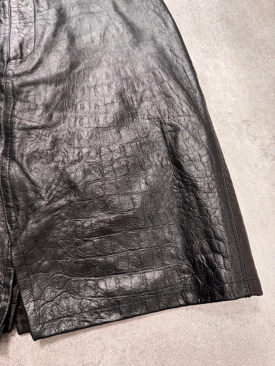 FW2000 Roberto Cavalli Crocodile Effect Leather Black Skirt - Image 2