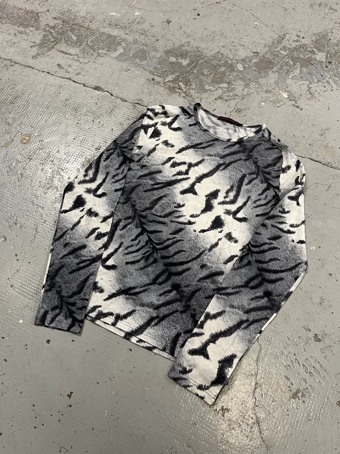 FW2000 Roberto Cavalli White & Blue Zebra Savage Longsleeves - Image 4