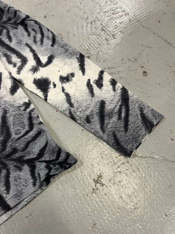 FW2000 Roberto Cavalli White & Blue Zebra Savage Longsleeves - Image 6