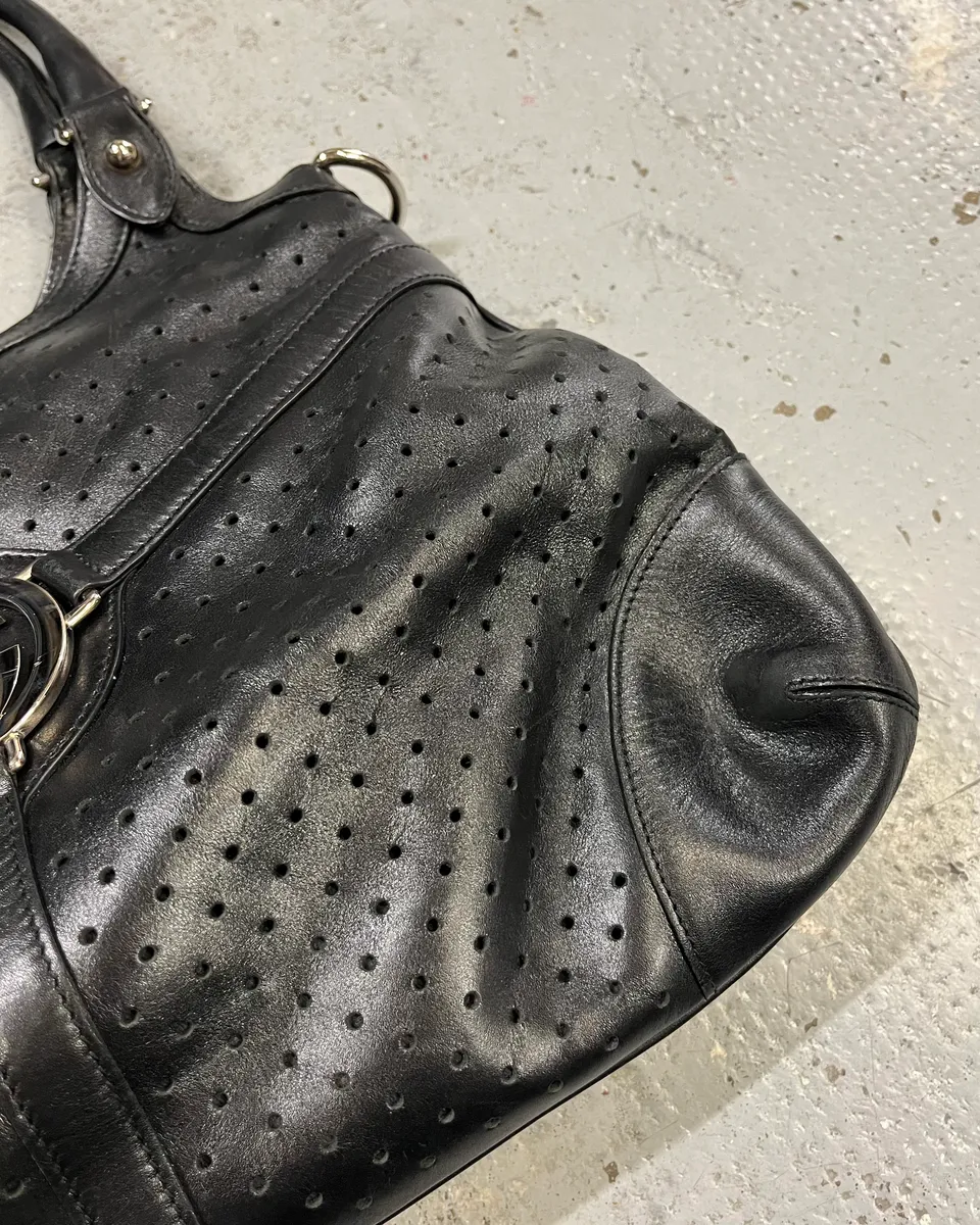 FW2003 Gucci G Logo Perforated Black Leather Shoulder Bag - Image 6