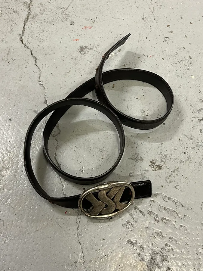 FW2003 Yves Saint Laurent YSL Buckle Black Leather Belt - Image 5