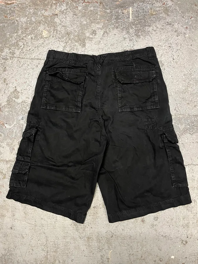FW2006 Dolce & Gabbana Black Multi Pockets Cargo Shorts - Image 7