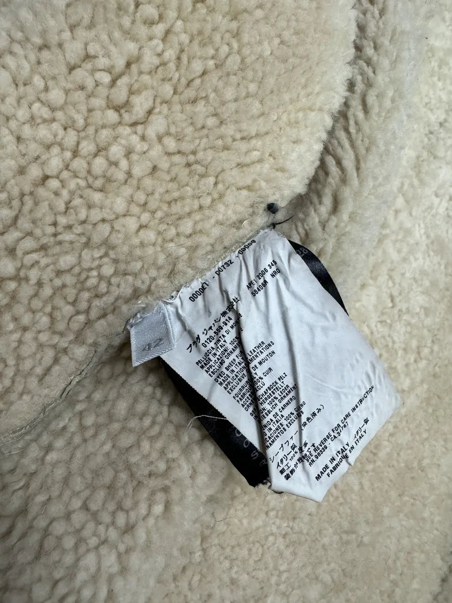 FW2006 Prada Beige Shearling Creamy Cracked Leather Jacket - Image 9