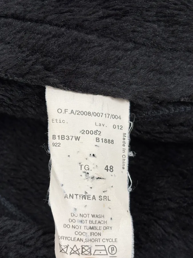 FW2008 Emporio Armani Navy Shearling Jacket - Image 11