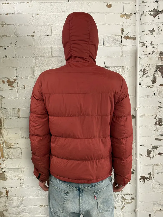 FW2009 Prada Red Nylon Quilted Puffer Jacket - Image 3