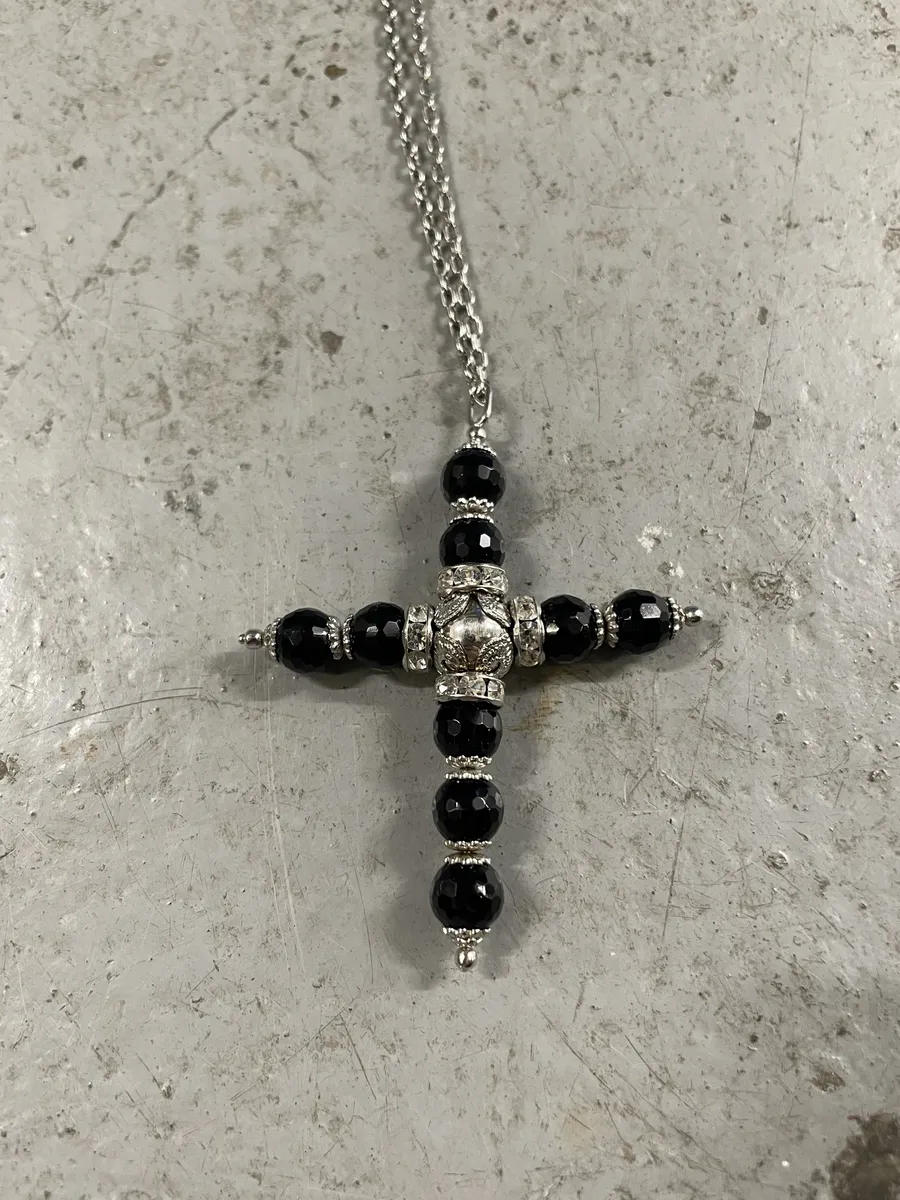 FW2011 Dolce & Gabbana Black Cross Necklace - Image 2