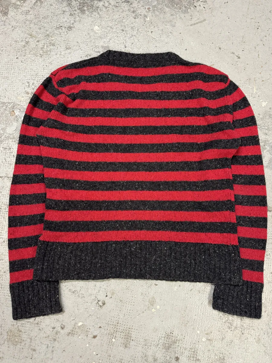 FW2011 Dolce & Gabbana Grey & Red Lines V-Neck Sweater - Image 3