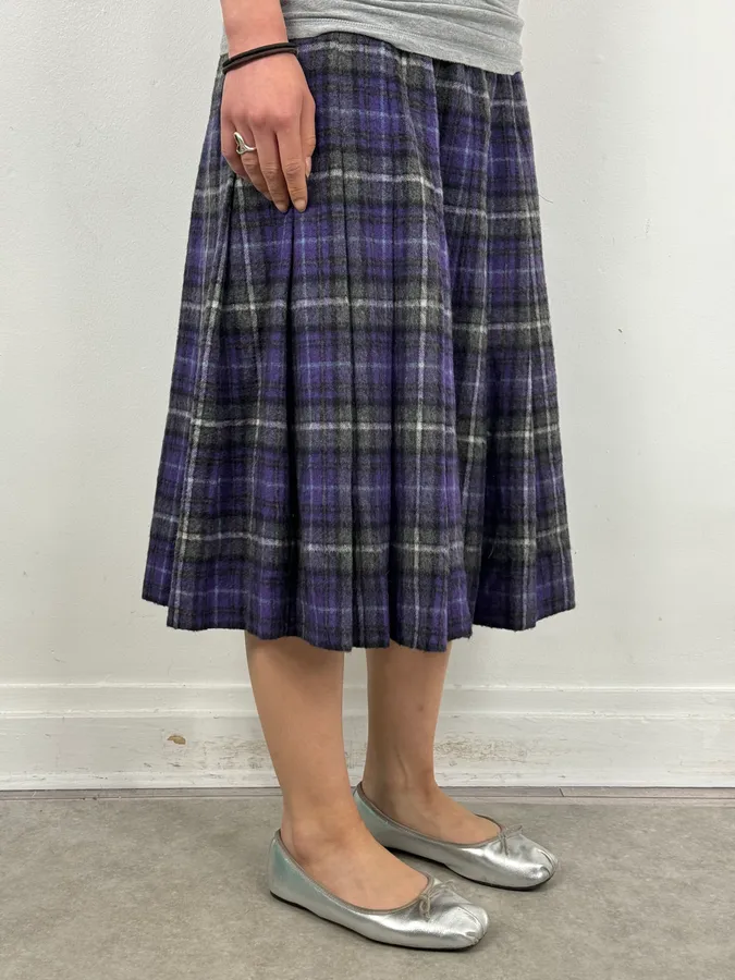 FW2013 Prada Purple Tartan Wool Pleated Skirt - Image 3