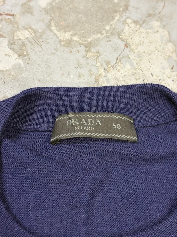 FW2018 Prada Navy Argyle Wool Sweater - Image 8