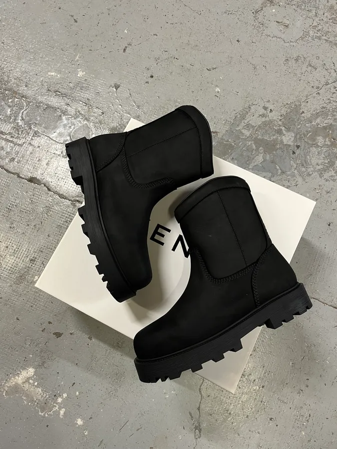 FW2024 Givenchy Storm High Black Boots - Image 2