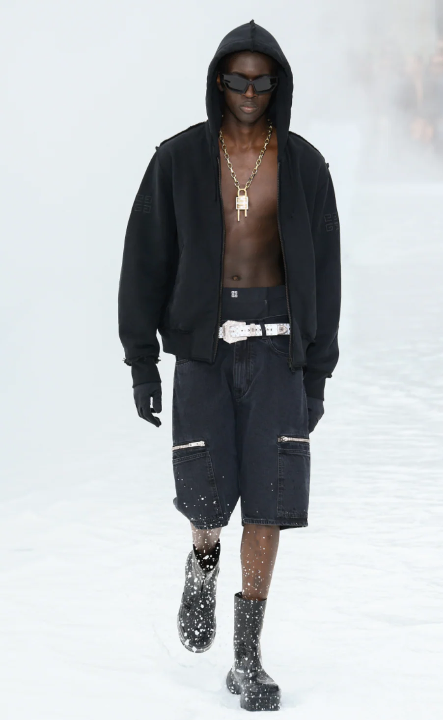 SS2023 Givenchy 4G Zip Denim Black Cargo Short by Matthew Williams - Image 2