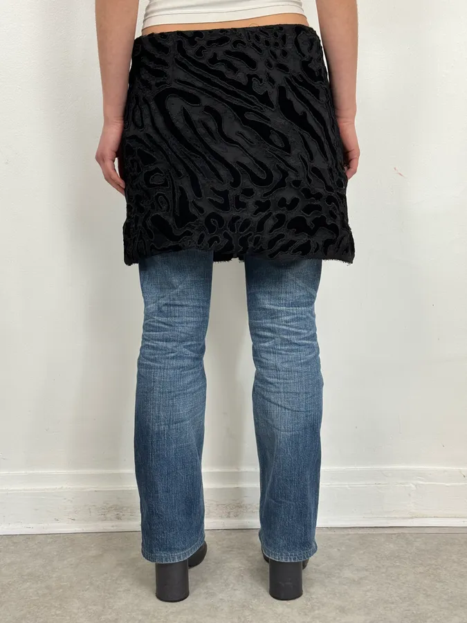 Givenchy Black Lace Relief Leopard Effect Skirt - Image 4