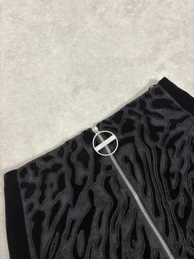 Givenchy Black Lace Relief Leopard Effect Skirt - Image 6