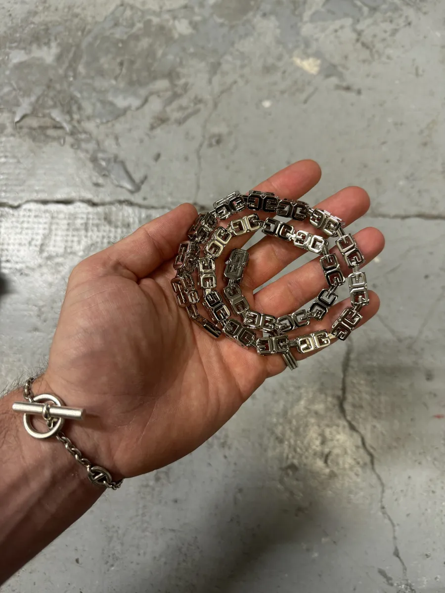Givenchy G Cube Silvery Necklace - Image 5