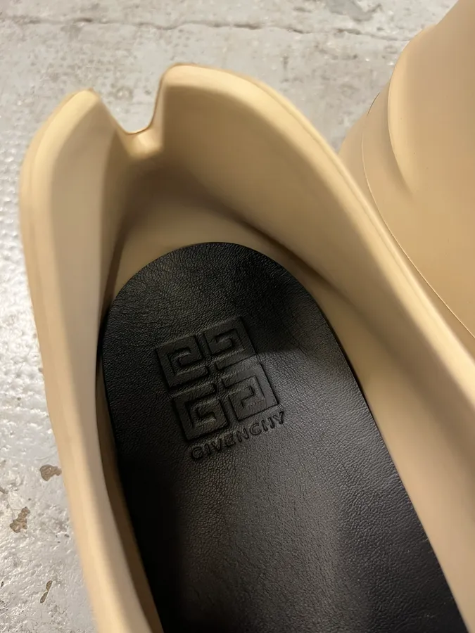 Givenchy Mallow Beige Shoes - Image 9