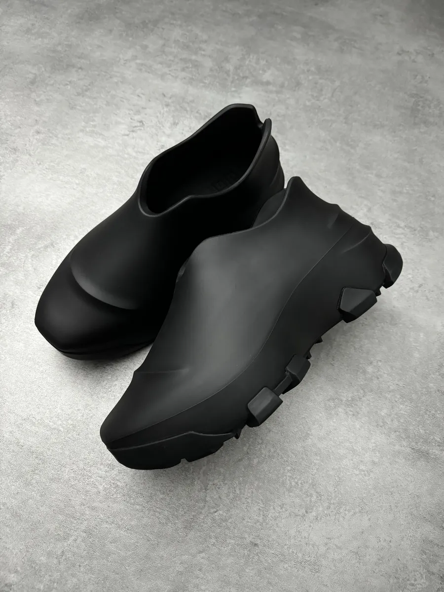 Givenchy Mallow Monumental Black Rubber Sneakers - Image 2