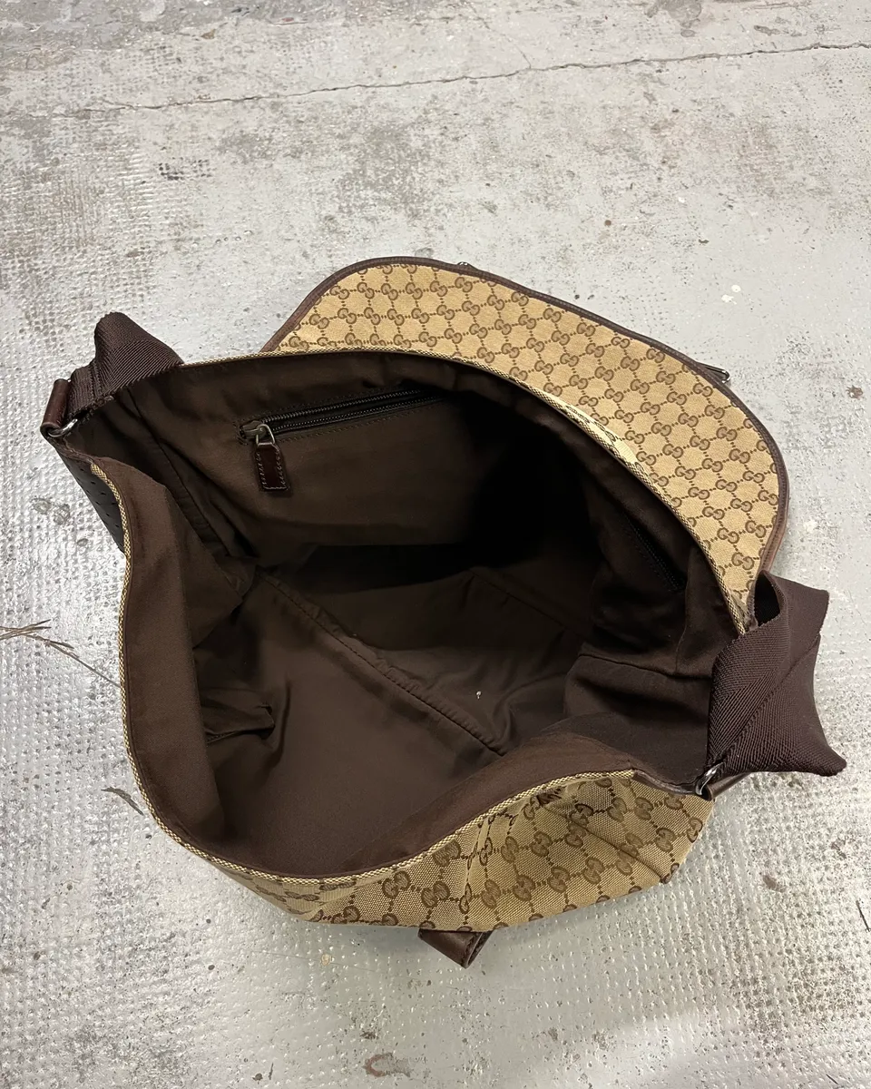 Gucci Beige Canvas Monogram Messenger Bag - Image 10