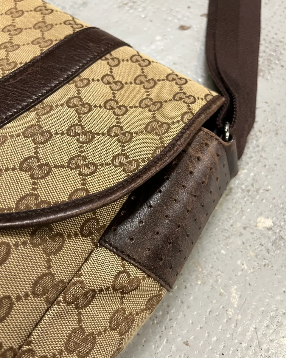 Gucci Beige Canvas Monogram Messenger Bag - Image 7