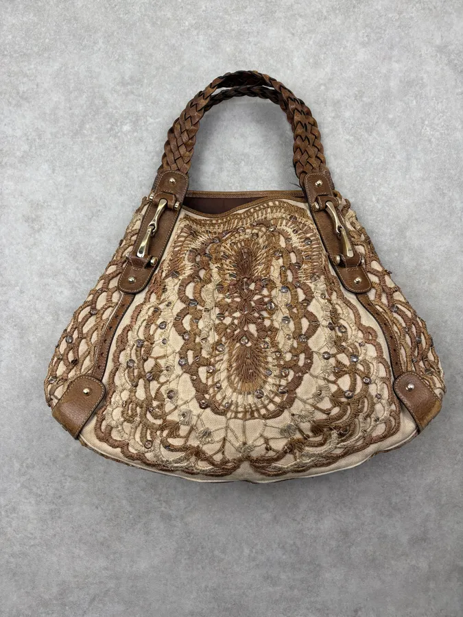 Gucci Beige Leather Linen Embroidered Studded Handle Bag - Image 5