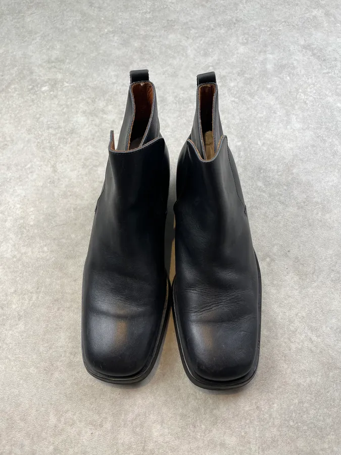 Gucci Black Leather Chelsea Boots - Image 5