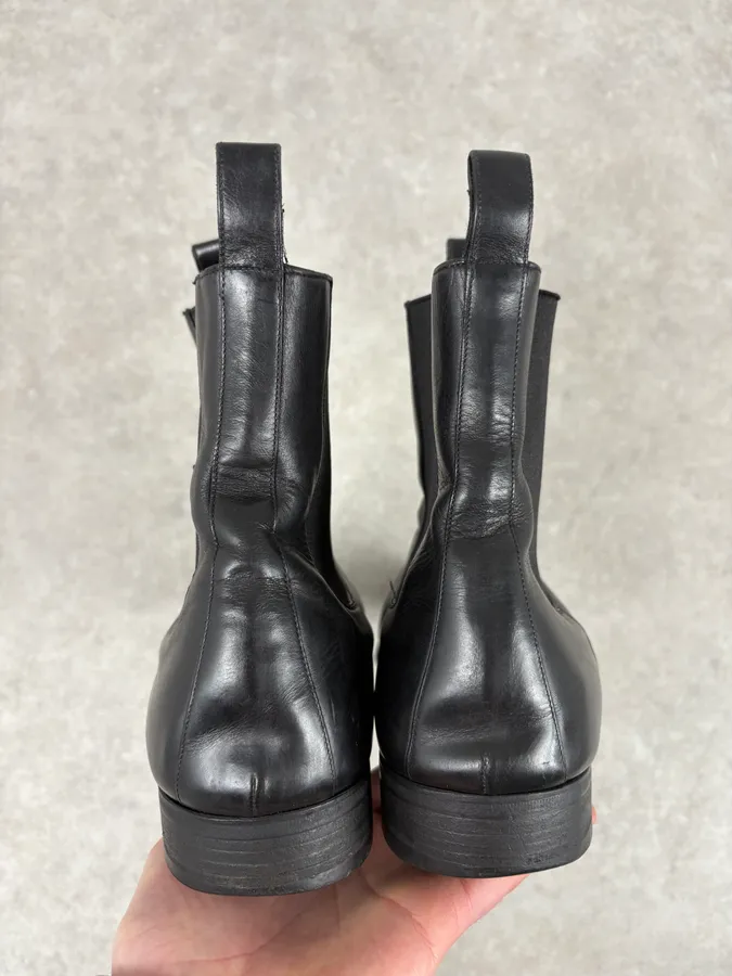 Gucci Black Leather Minimalist Premium Boots - Image 7
