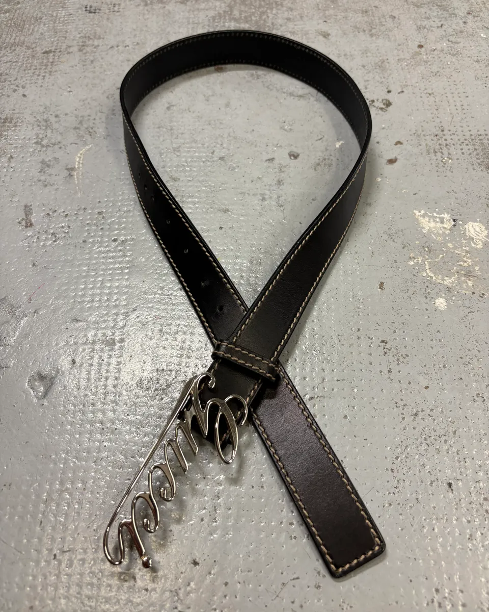 Gucci Black Leather Script Logo Belt - Image 5