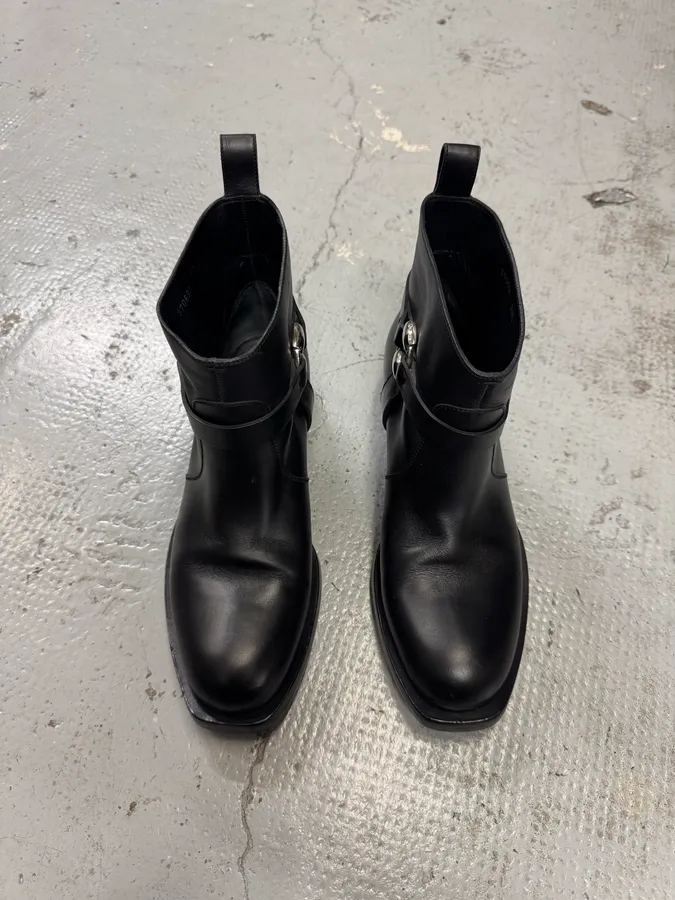 Gucci Black Leather Signature Boots - Image 3