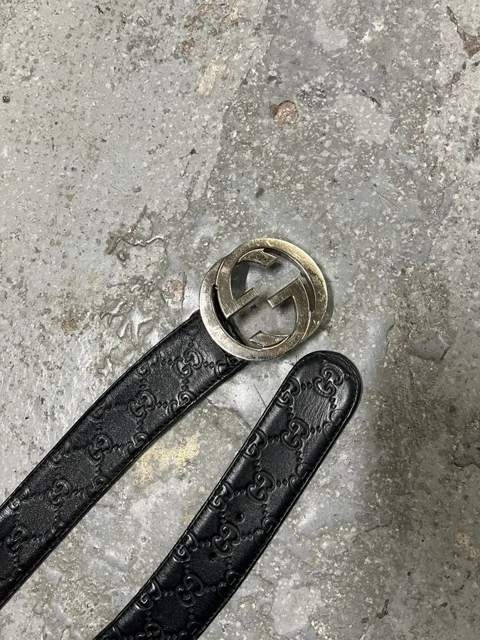 Gucci G Black Leather Logo Belt - Image 3