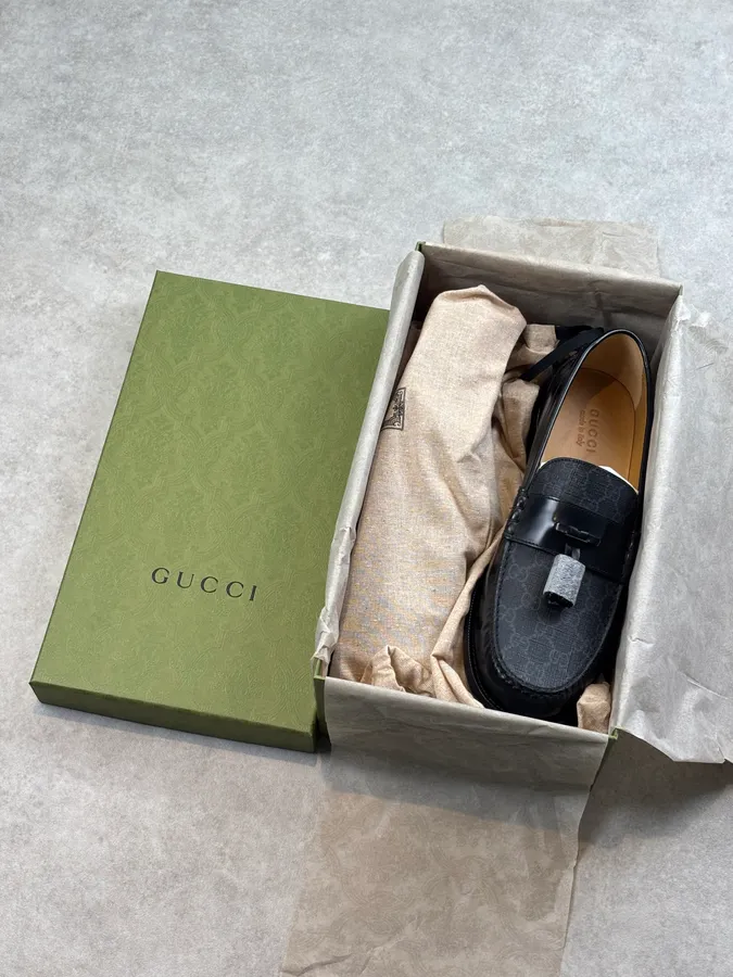 Gucci GG Supreme Tassel Leather Loafers Black - Image 13