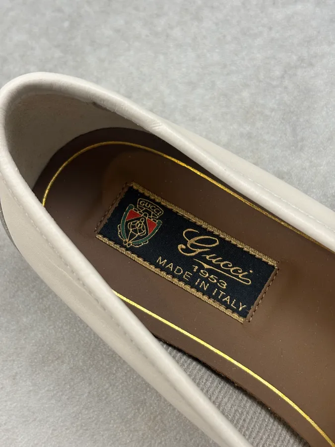 Gucci Golden Horsebit White Leather Loafers - Image 7