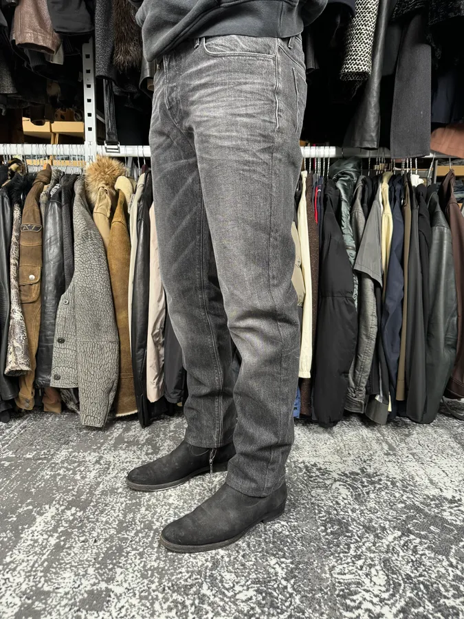 Gucci Grey Regular Denim Jeans - Image 3