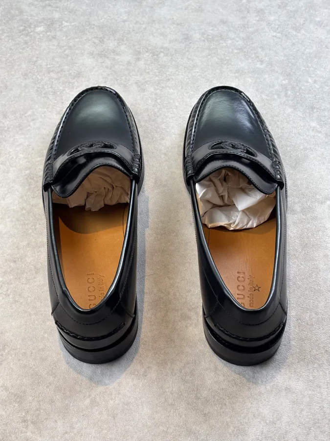 Gucci Interlocking GG Black Leather Loafers - Image 9