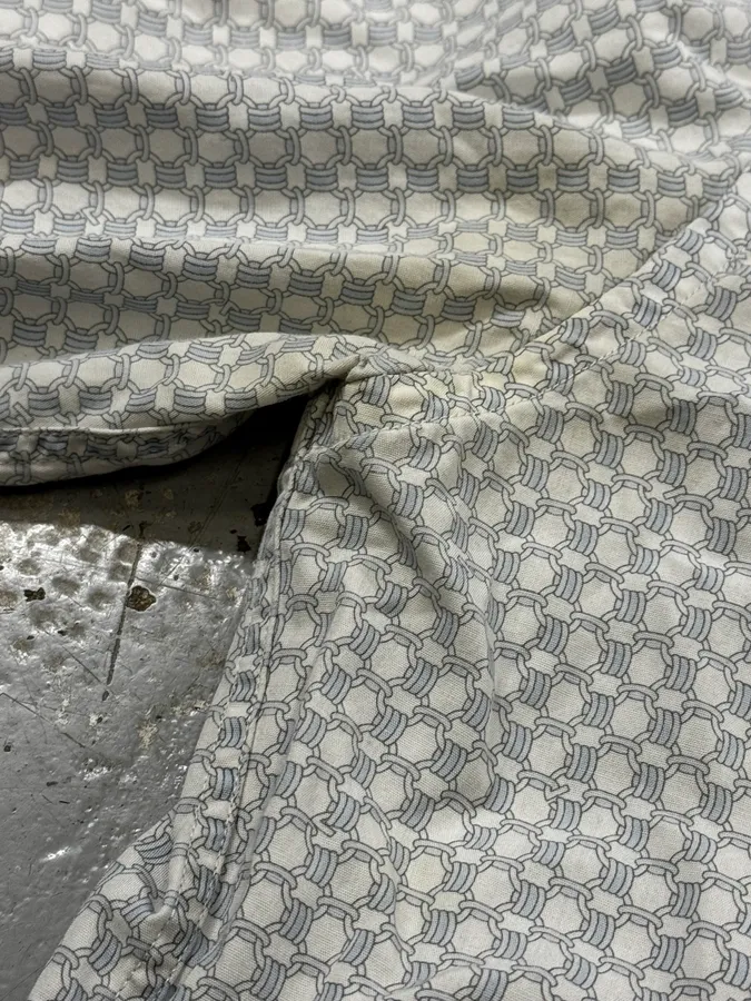 Gucci White & Light Baby Blue Chain Pattern Shirt - Image 10