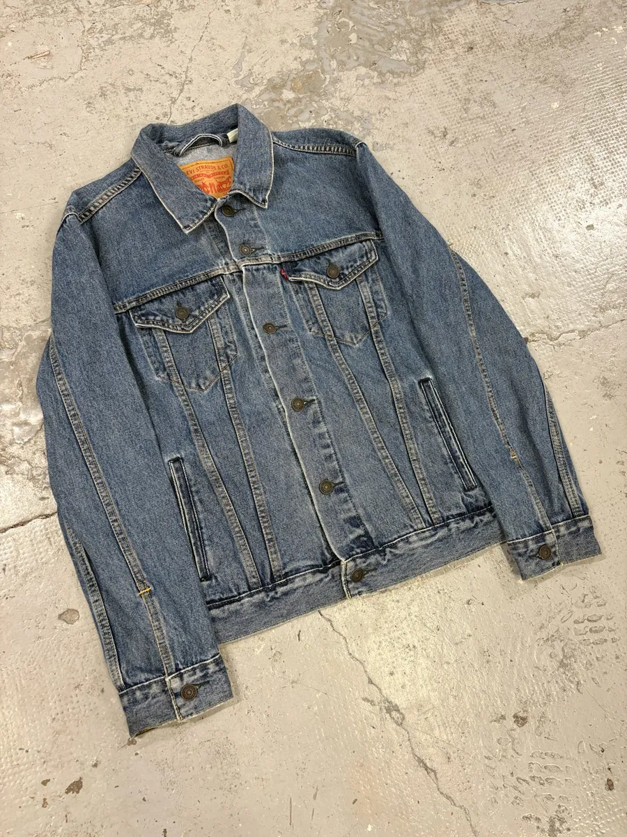 Levi’s Blue Brut Buttoned Denim Trucker Jacket - Image 8