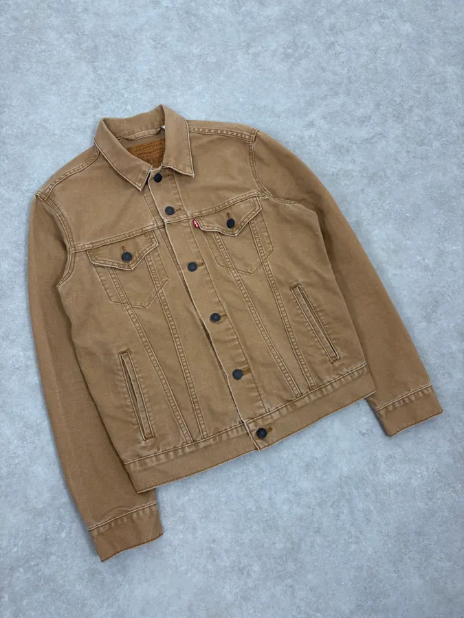 Levi’s Camel Brut Buttoned Denim Trucker Jacket - Image 4