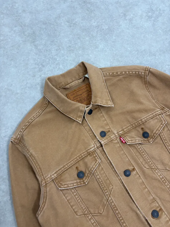 Levi’s Camel Brut Buttoned Denim Trucker Jacket - Image 5